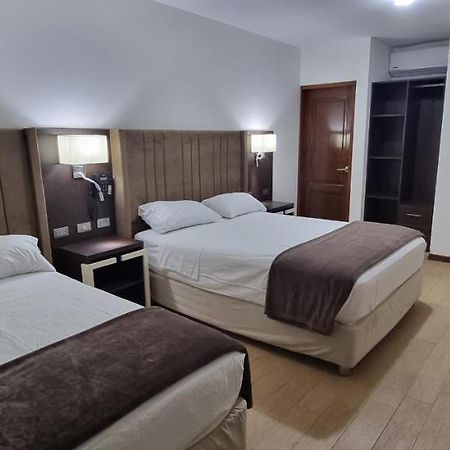 Hotel Imperio Real Trujillo Bagian luar foto