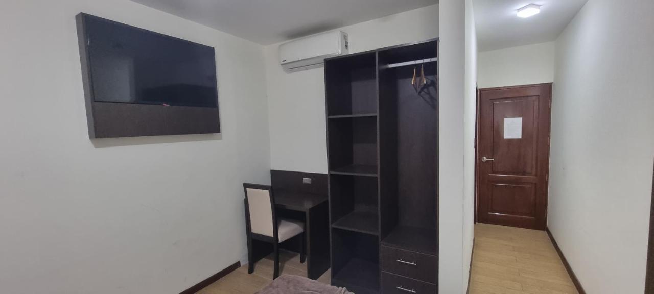 Hotel Imperio Real Trujillo Bagian luar foto