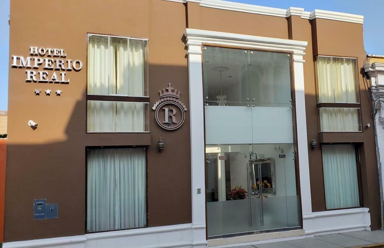 Hotel Imperio Real Trujillo Bagian luar foto
